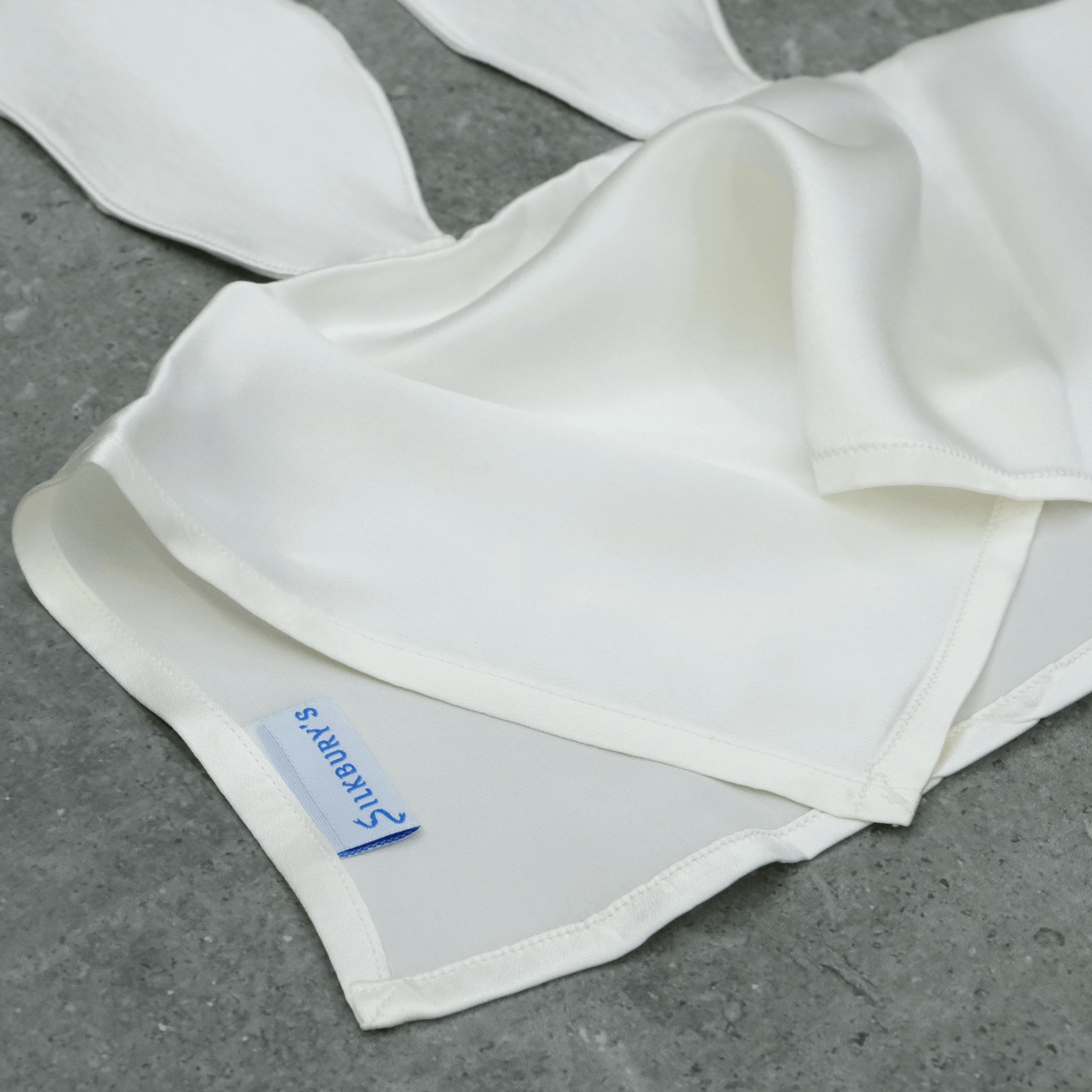 silkburys Colourful The Little Comforter